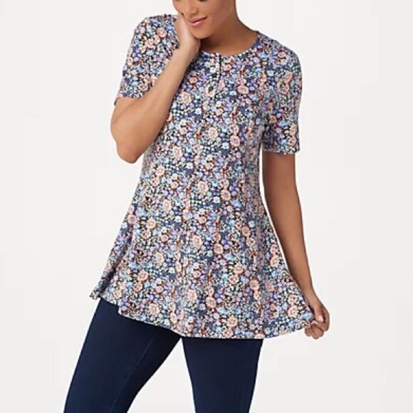 Denim & Co. Printed Jersey Fit & Flare Top - Picture 1 of 4